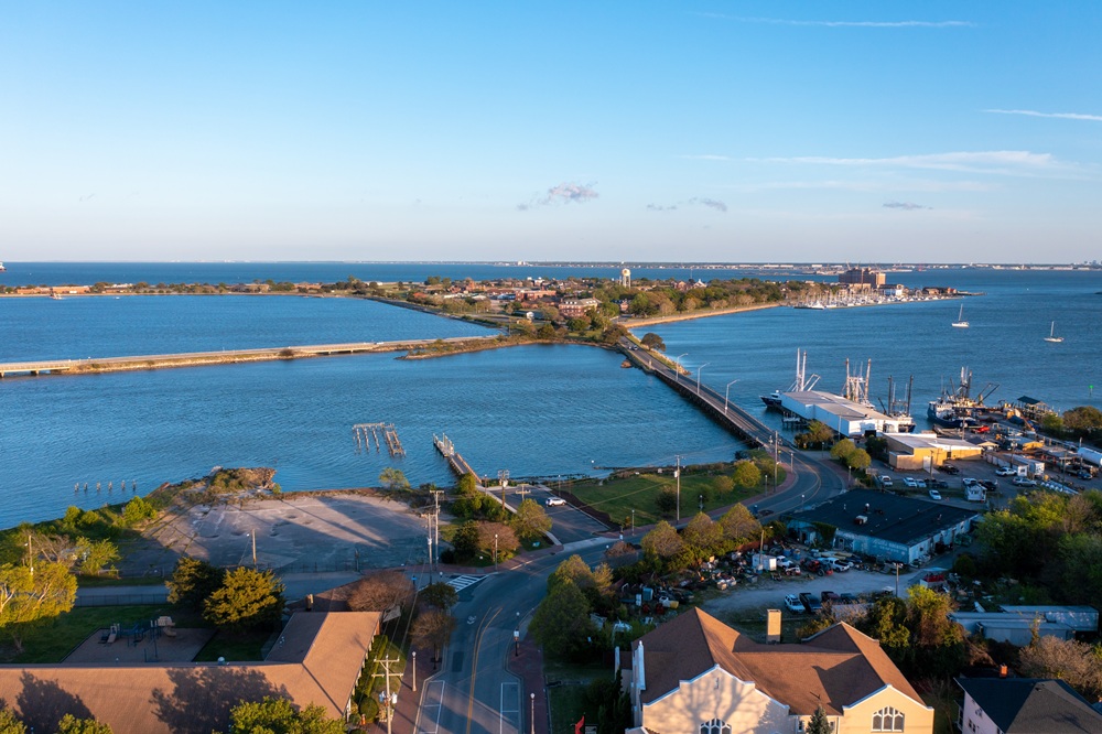 Phoebus waterfront view: Fort Monroe near Kecoughtan Road Aerial view of Fort Monroe and the harbor seen from Phoebus in Hampton
